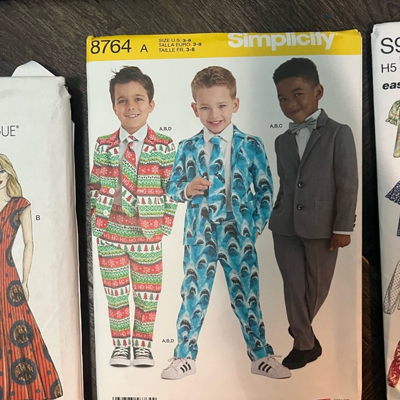 Assorted Sewing Patterns Collection - Picture 8 of 13